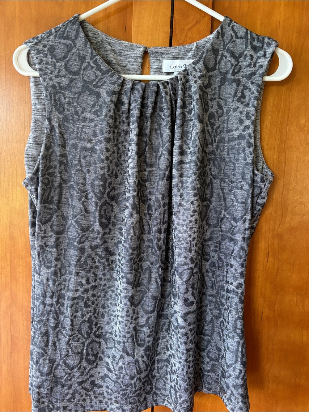 Beautiful NWOT Calvin Klein Gray Animal-Print Sleeveless Tank
